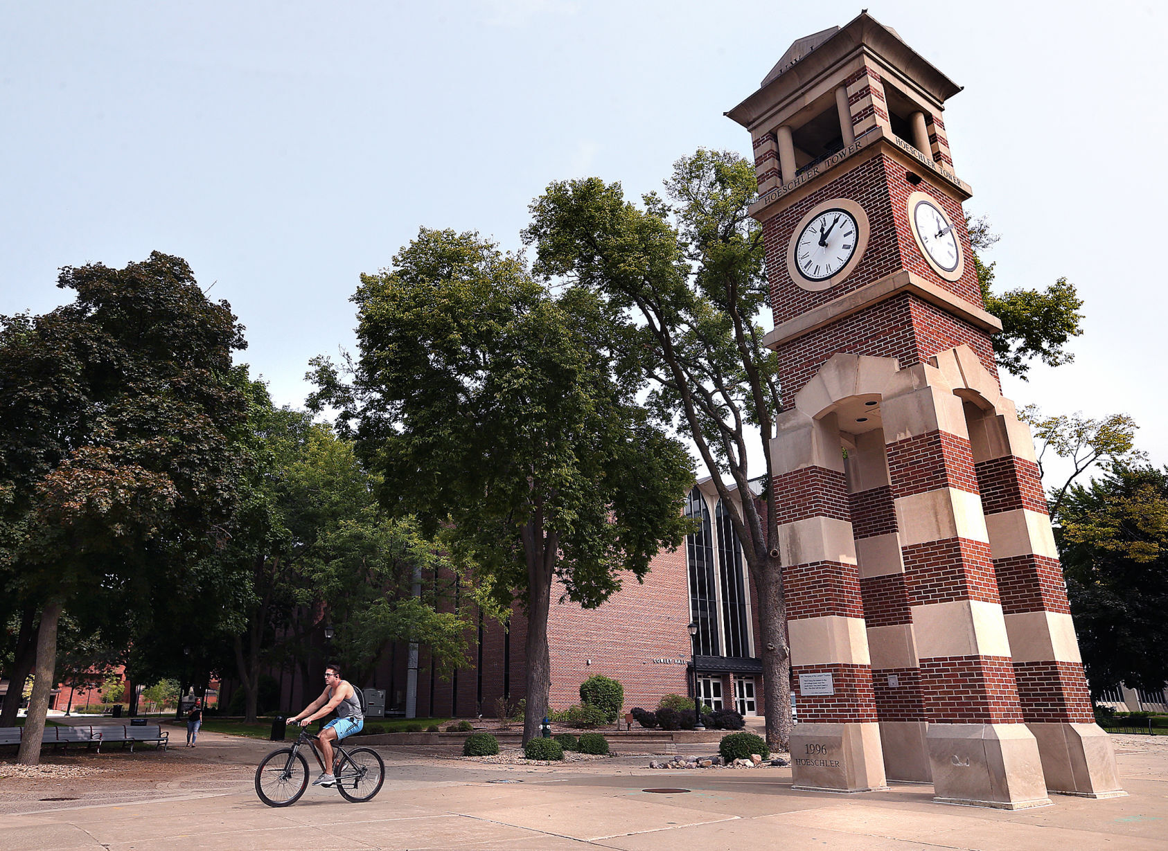 UW-L copes with COVID